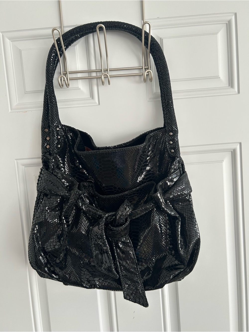 Vintage Y2K Perlina Studio Black Snakeskin Embossed Leather Rope Handle Hobo Bag